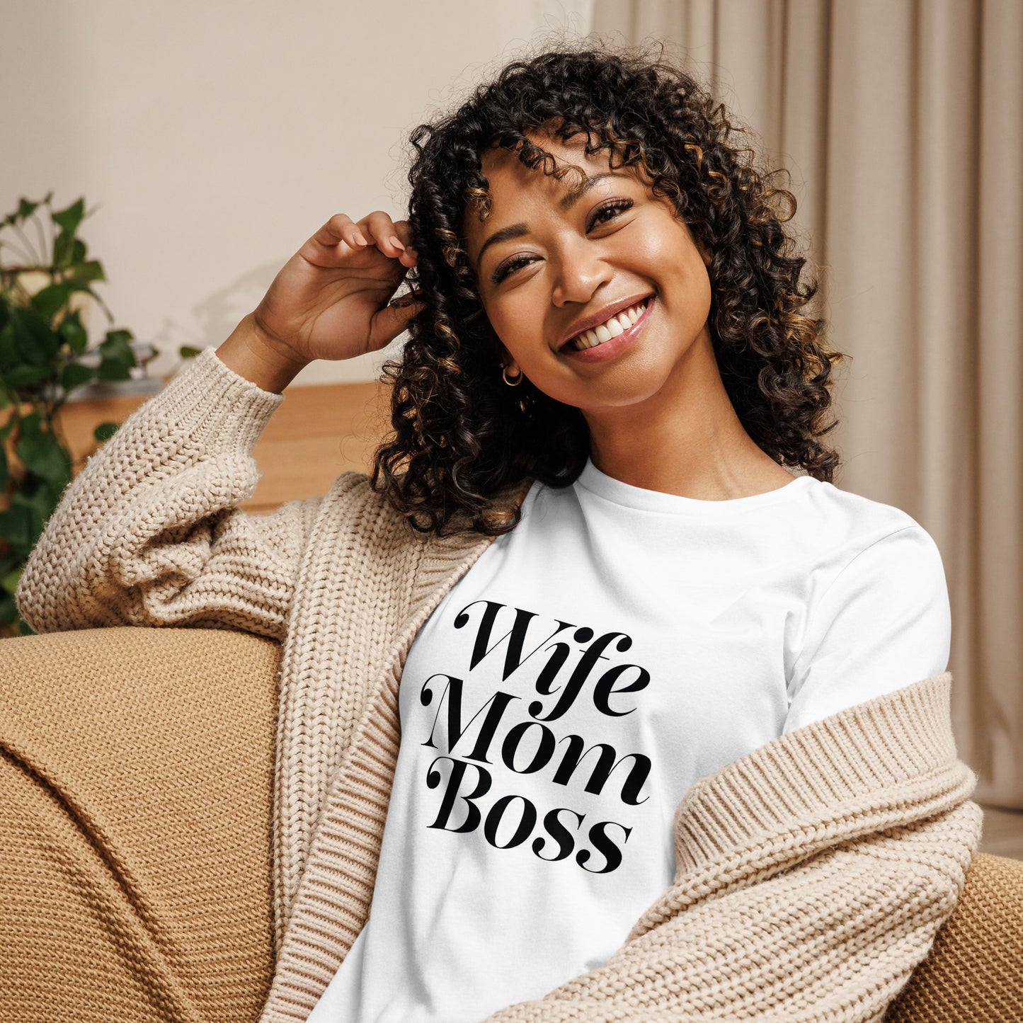 Mom Boss  Relaxed T-Shirt